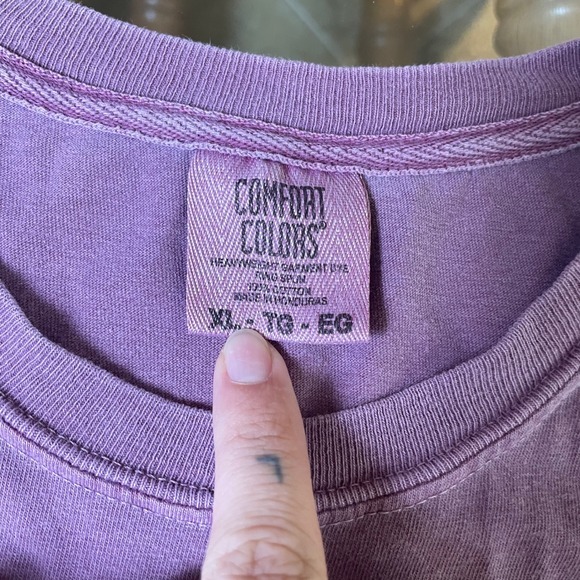 Comfort Colors XL T‎ Shirt Purple Queen Graphic Religious Locations Tee - Picture 2 of 5
